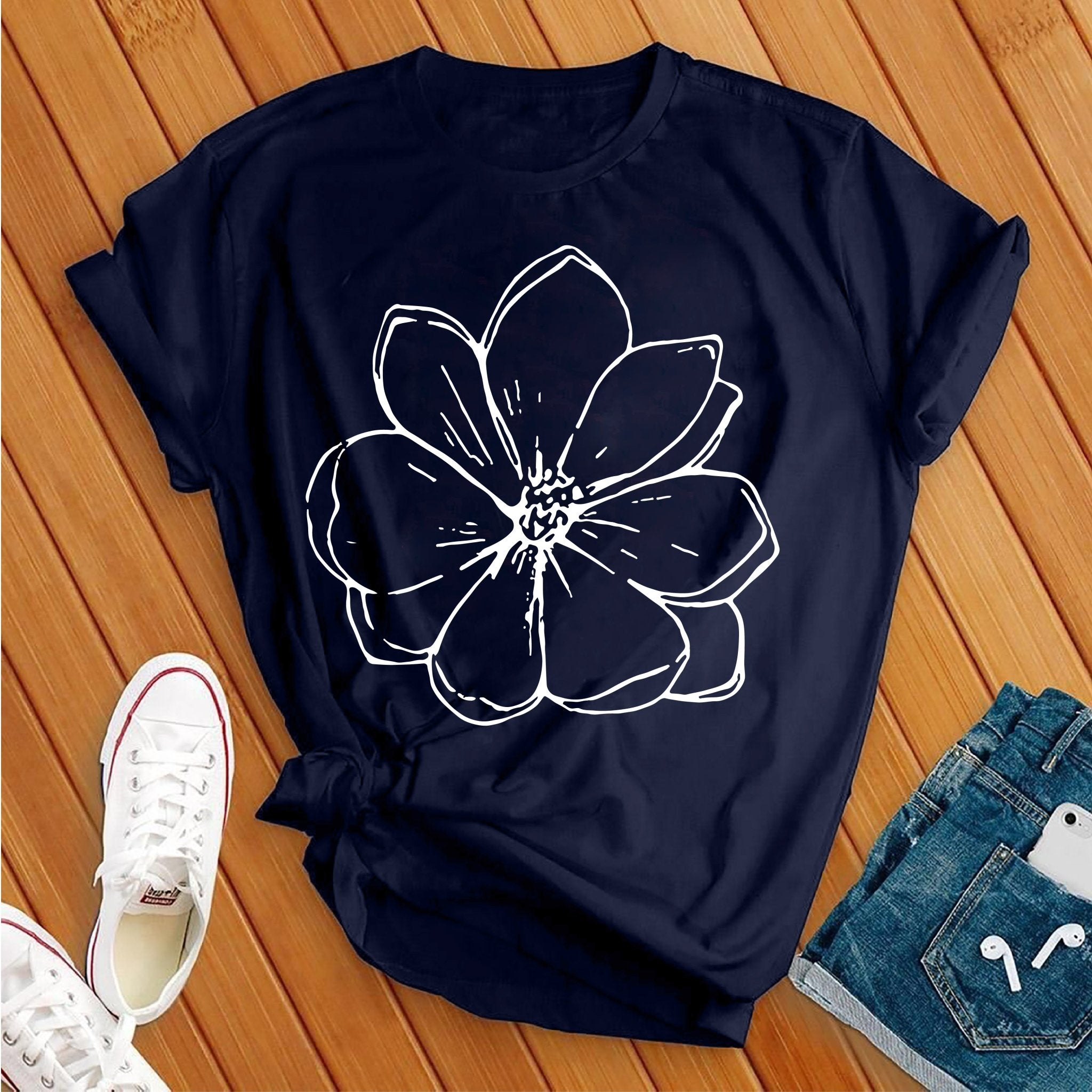 Magnolia Tee - Love Tees